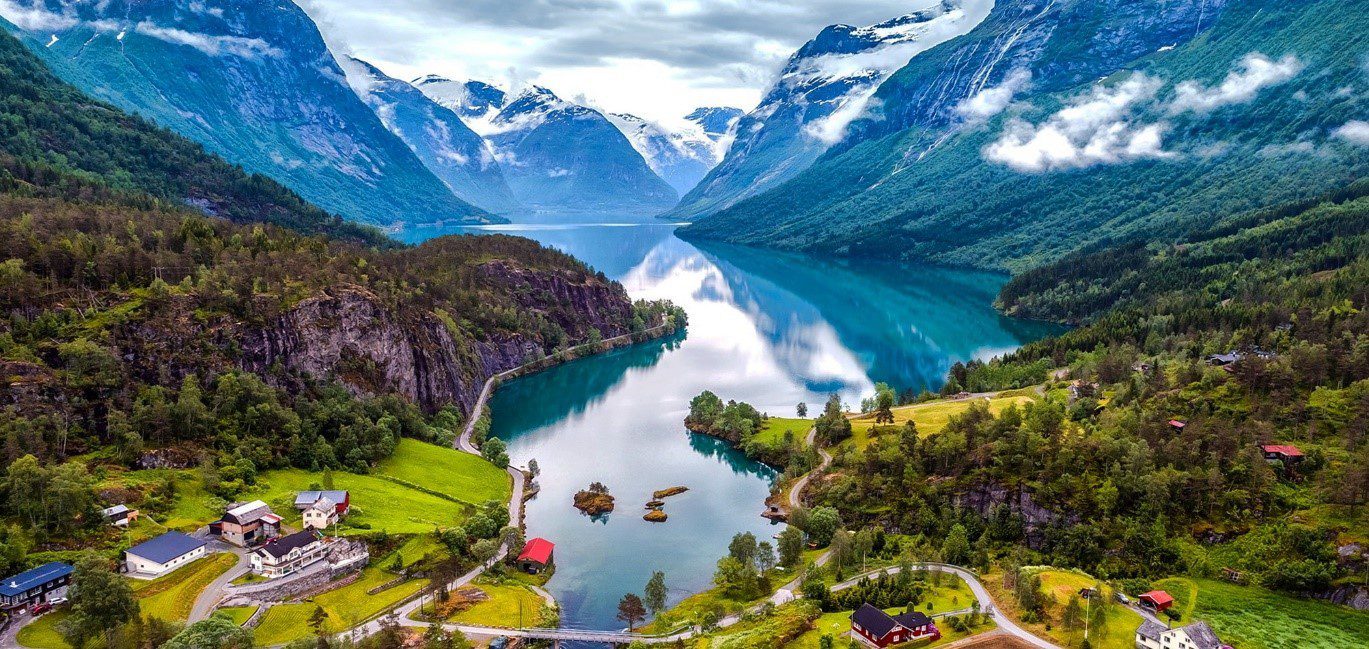 BÜYÜK İSKANDİNAVYA VE FİYORDLAR Türk Hava Yolları ile 11 Gece